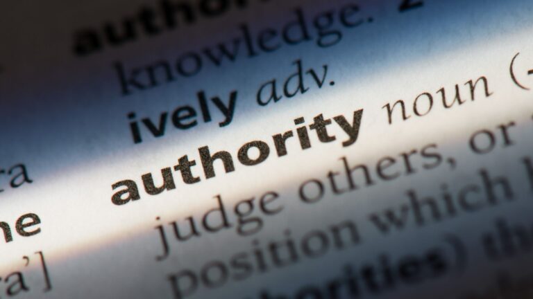 thumbnail-authority-pyramid