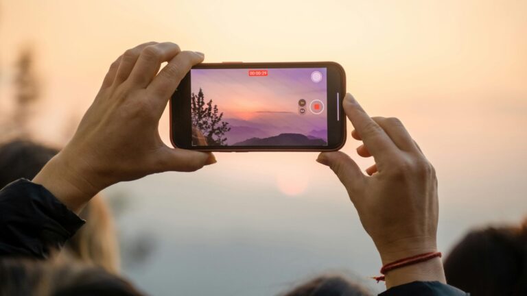 Panduan Shooting dengan Handphone untuk Video Profesional