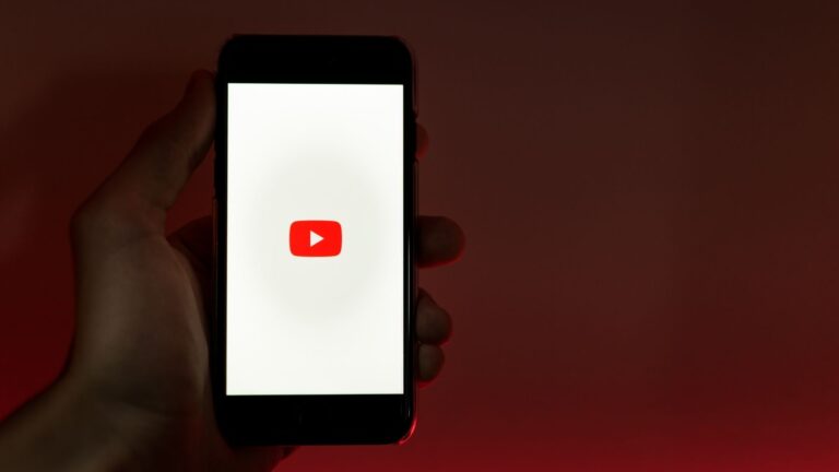 YouTube Naikkan Syarat Jam Tayang untuk Monetisasi Baru