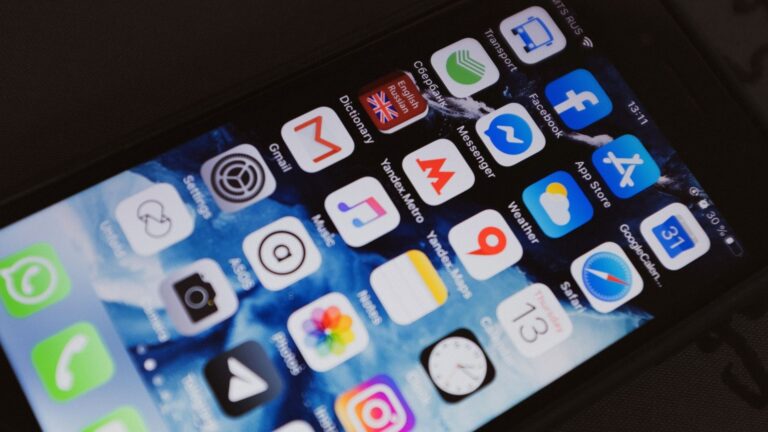 Social Media Tools: Memilih Alat Bantu yang Sesuai Kebutuhan Tim