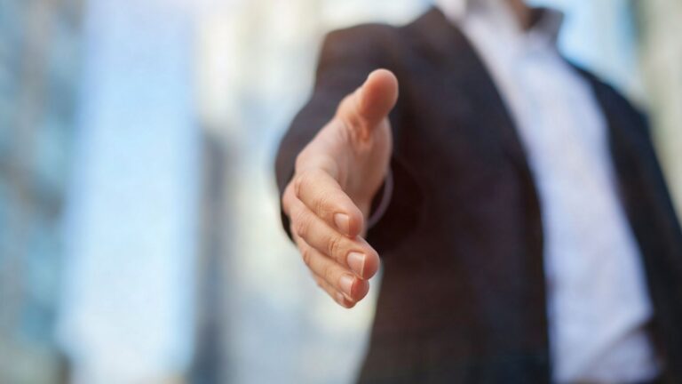 Cara Membaca Proposal dan Penawaran Harga dari Creative Agency: Bagian yang Wajib Kamu Cek
